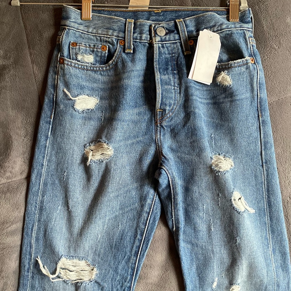 Levi’s Wedge Fit High High Rise Tapered Leg